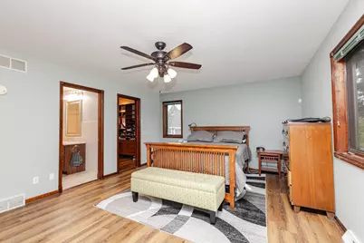 438  River Bluff Cir, Oconomowoc, WI 53066 - Photo 29