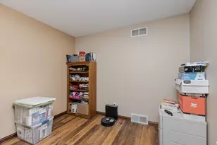 438 River Bluff Cir, Oconomowoc, WI 53066 - Photo 25