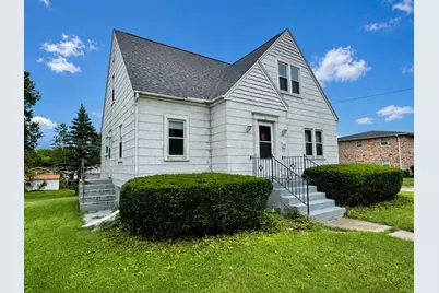 536 W Racine St, Jefferson, WI 53549 - Photo 1