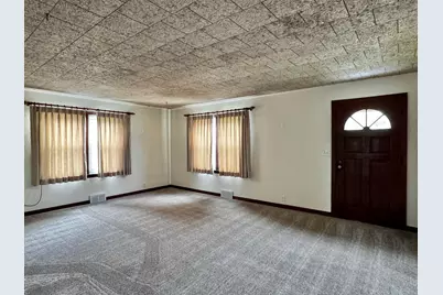 536 W Racine St, Jefferson, WI 53549 - Photo 3
