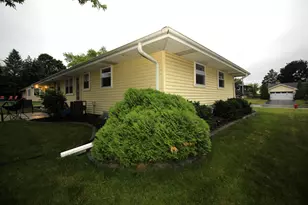 W174N9446 Joper Rd, Menomonee Falls, WI 53051 - Photo 27