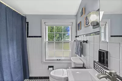 2336 S 67th St, West Allis, WI 53219 - Photo 21