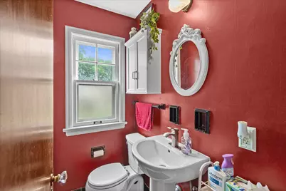 2336 S 67th St, West Allis, WI 53219 - Photo 15