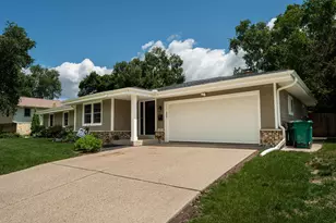 W56N850 N Meadow Ct, Cedarburg, WI 53012 - Photo 41