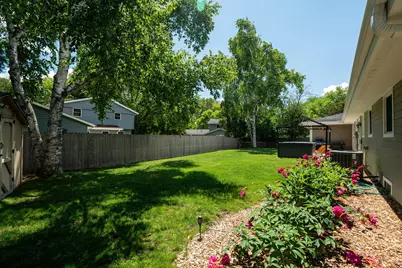 W56N850 N Meadow Ct, Cedarburg, WI 53012 - Photo 39