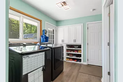 3290 S Johnson Rd, New Berlin, WI 53146 - Photo 19