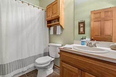 W168N5039  Stonefield Rd, Menomonee Falls, WI 53051 - Photo 25