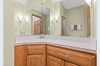 W168N5039  Stonefield Rd, Menomonee Falls, WI 53051 - Photo 15