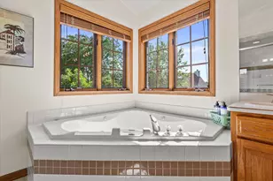W168N5039 Stonefield Rd, Menomonee Falls, WI 53051 - Photo 19