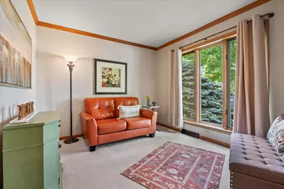 W168N5039  Stonefield Rd, Menomonee Falls, WI 53051 - Photo 5