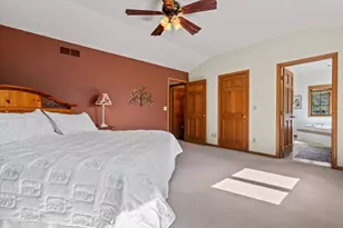 W168N5039 Stonefield Rd, Menomonee Falls, WI 53051 - Photo 17