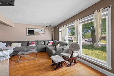 4501 W Tesch Ave, Greenfield, WI 53220 - Photo 5