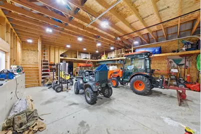 W985  Fur Farm Rd, New Holstein, WI 53061 - Photo 31