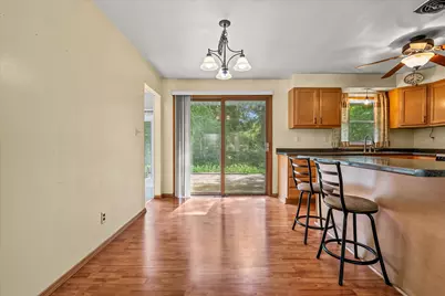 5870 S 41st St, Greenfield, WI 53221 - Photo 19