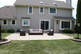 S95W12970 Walter Hagen Dr, Muskego, WI 53150 - Photo 5