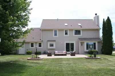 S95W12970  Walter Hagen Dr, Muskego, WI 53150 - Photo 3