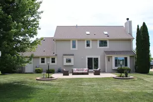 S95W12970 Walter Hagen Dr, Muskego, WI 53150 - Photo 3