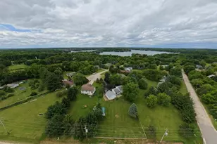 W5182 Jason Rd, La Grange, WI 53121 - Photo 7