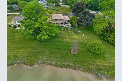3  Shorewood Ct, Racine, WI 53402 - Photo 47