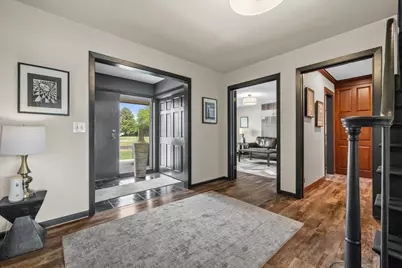 3  Shorewood Ct, Racine, WI 53402 - Photo 3