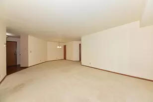 7234 N Green Bay Ave, Glendale, WI 53209 - Photo 5