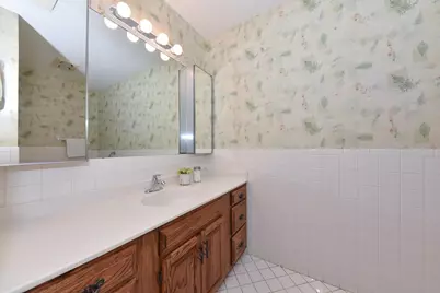 7234 N Green Bay Ave #105, Glendale, WI 53209 - Photo 15