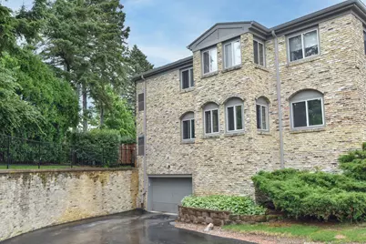 7234 N Green Bay Ave #105, Glendale, WI 53209 - Photo 9