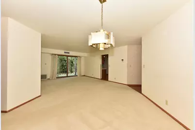 7234 N Green Bay Ave #105, Glendale, WI 53209 - Photo 7