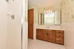 7234 N Green Bay Ave, Glendale, WI 53209 - Photo 21