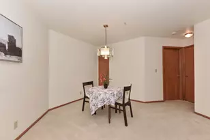 7234 N Green Bay Ave, Glendale, WI 53209 - Photo 11
