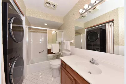 7234 N Green Bay Ave #105, Glendale, WI 53209 - Photo 7