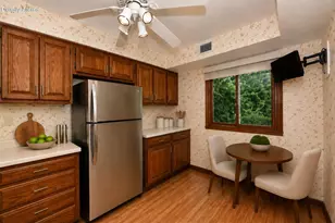 7234 N Green Bay Ave, Glendale, WI 53209 - Photo 13