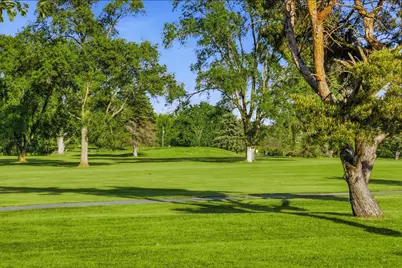 N16W26512  Golf View Ln #H, Pewaukee, WI 53072 - Photo 37