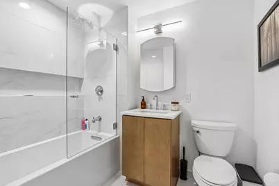 904 E Pearson St #122, Milwaukee, WI 53202 - Photo 29