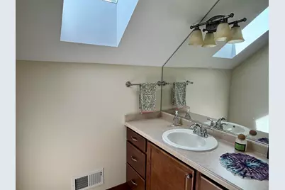 1423  Hidden Waters Cir, West Bend, WI 53095 - Photo 19