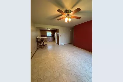 4302 E Parke Ridge Ln, Sheboygan, WI 53083 - Photo 5