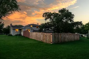 21485 Belgren Rd, Brookfield, WI 53186 - Photo 41