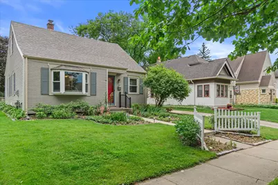 2116 N 85th St, Wauwatosa, WI 53226 - Photo 29
