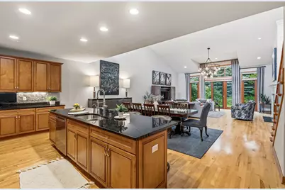 765  Bay Ct #B, Brookfield, WI 53005 - Photo 11