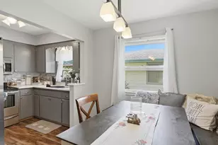 6235 N 95th St, Milwaukee, WI 53225 - Photo 11