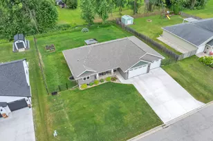 10515 Oliver's Way, Maribel, WI 54227 - Photo 9