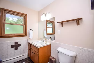 836 S 95th St, West Allis, WI 53214 - Photo 17