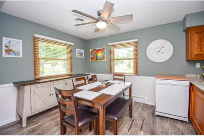 836 S 95th St, West Allis, WI 53214 - Photo 11
