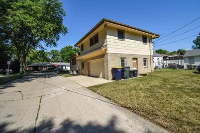 836 S 95th St, West Allis, WI 53214 - Photo 27