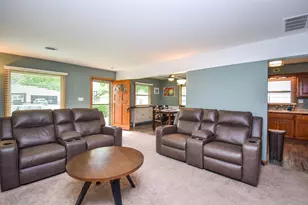 836 S 95th St, West Allis, WI 53214 - Photo 3