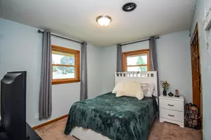 836 S 95th St, West Allis, WI 53214 - Photo 21