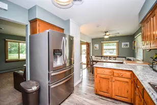 836 S 95th St, West Allis, WI 53214 - Photo 13