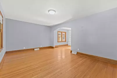 2213  Carlilse Ave, Racine, WI 53404 - Photo 11