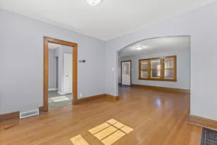 2213 Carlilse Ave, Racine, WI 53404 - Photo 5