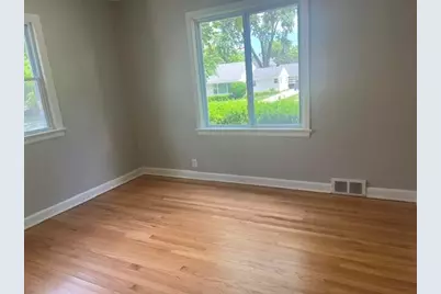 1203 S 87th St, West Allis, WI 53214 - Photo 15